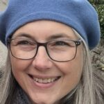 Die Farbanalyse ist super toll aufbereitet. Tolle Informationen, sehr gut verständlich. Wenn es möglich gewesen wäre, dann hätte ich mehr als 5 Sterne vergeben. Sehr zu empfehlen! - Annette